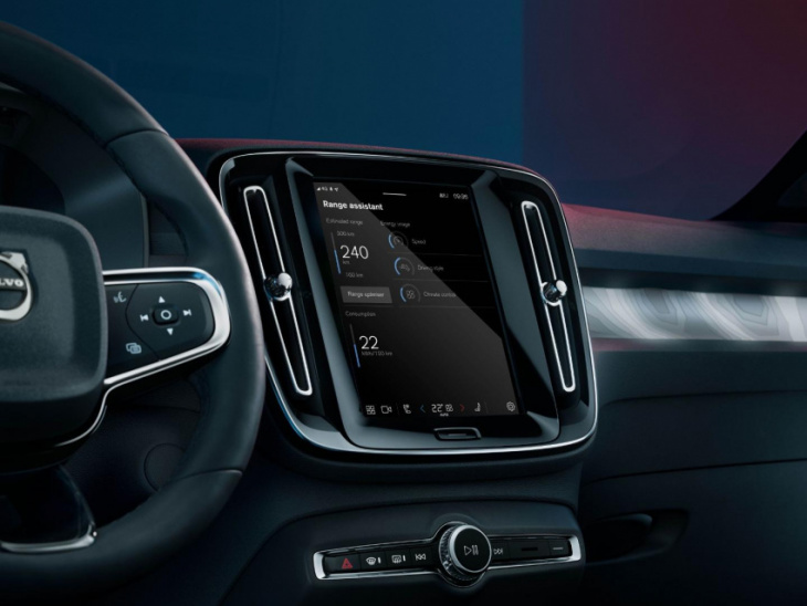 android, nissan qashqai vs audi q3 vs volvo xc40: which one has the best infotainment system?