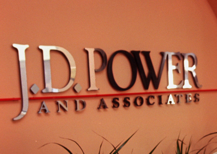 j.d. power awards are a ‘joke,’ controversial automotive expert claims