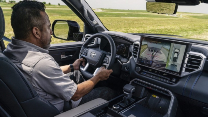 the 2023 toyota tundra platinum brings luxurious reliability in a half-ton truck