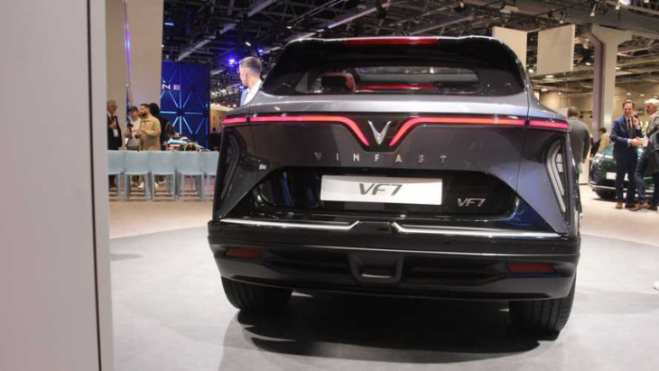 vinfast to add vf 6 and vf 7 small electric suvs to us lineup