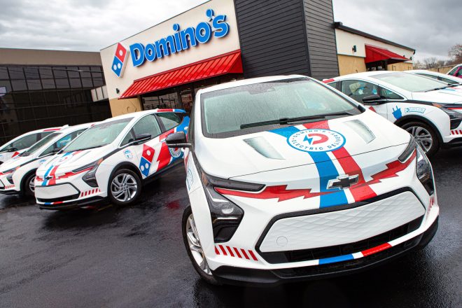 domino’s launches 800 chevrolet bolt ev fleet for pizza delivery