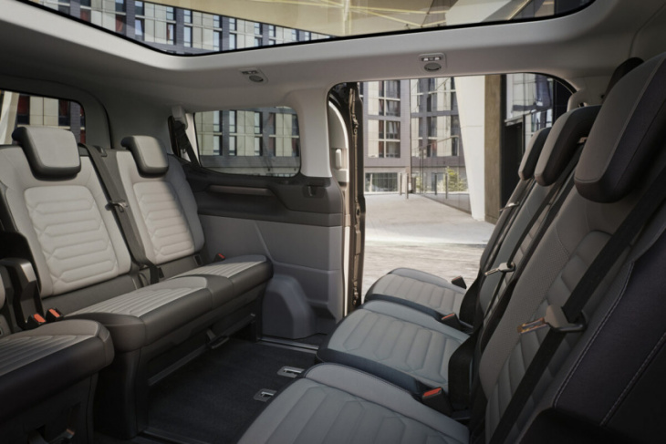 android, ford unveils eight-seat e-tourneo custom