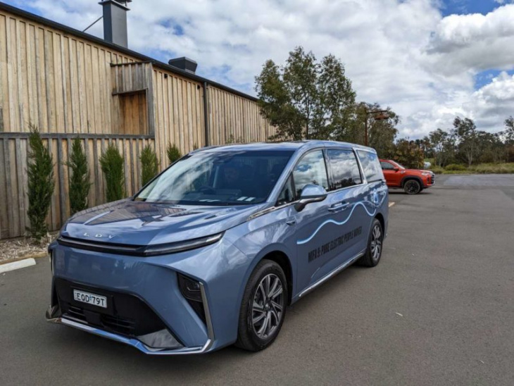 even luxury people movers are now going electric in australia