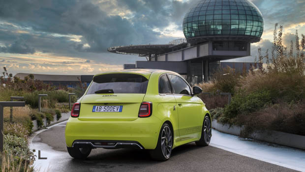android, abarth 500e 2023: all-new fully-electric hot hatch revealed to rival the mini electric