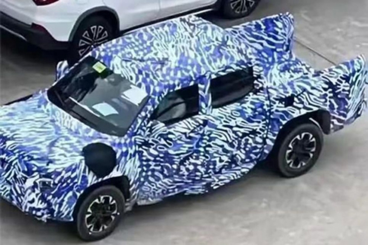 is this a byd ute to compete against toyota hilux and ford ranger? spy shots have rumours circulating that byd's next move could be building an electrified dual-cab pick-up