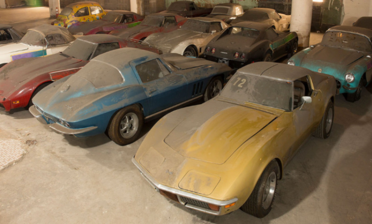 a rare collection of 36 classic corvettes were discovered in an underground garage after 25 years!