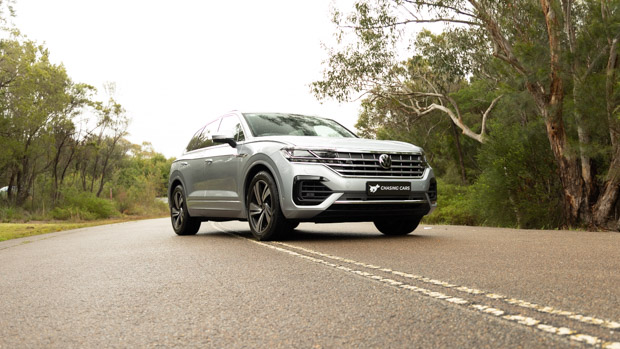 android, volkswagen touareg 210tdi r-line 2023 review