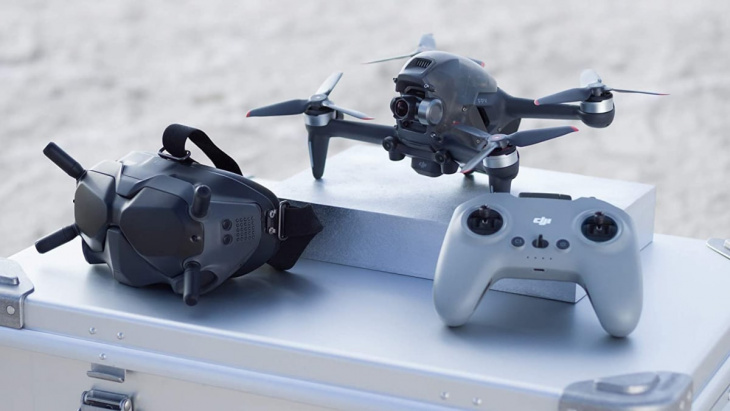 amazon, black friday, this dji fpv combo is a huge $400 off for black friday
