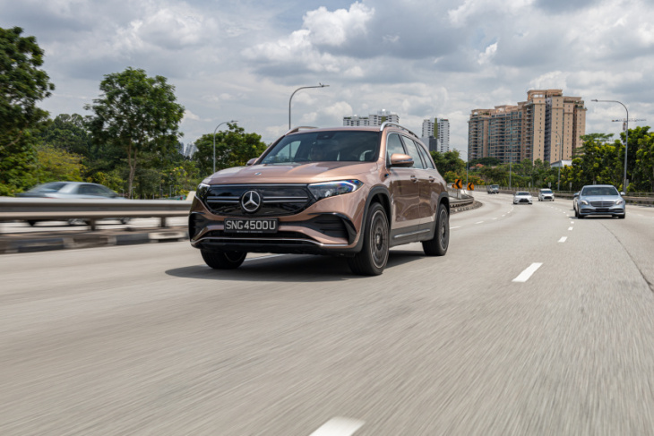 mreview: mercedes-benz eqb 350 amg line - the better twin