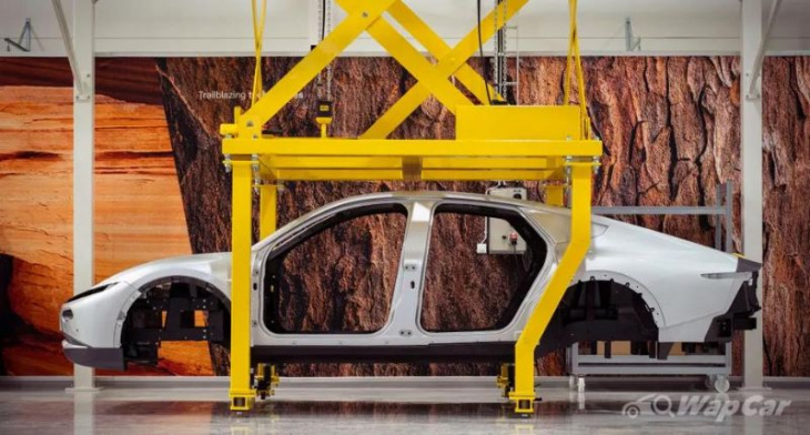 solar-powered rm 1.15 mil lightyear 0 ev starts production at former porsche boxster plant