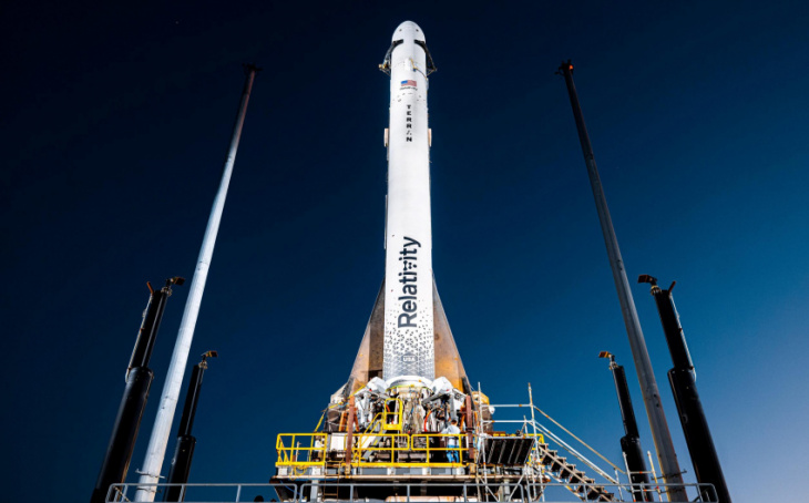 relativity space’s first 3d-printed rocket goes vertical for launch debut