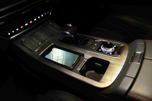 Menghadapi Tantangan Harian Berkendara dengan Teknologi Canggih dari DASHING