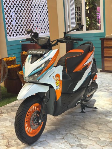 Honda BeAT One Piece Edisi Nami &amp; Usopp Curi Perhatian di Makassar