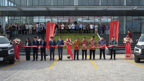 Truk Listrik Indomobil JAC Mulai Dijual di PIK