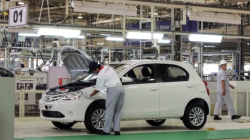 Toyota, Toyota Kerek Harga Mobil di Amerika, Indonesia Tetap Aman?