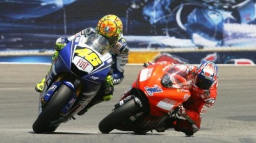 KTM, MotoGP, Momen Hangat Rossi Sapa Stoner di KTM Austria, Dua Legenda MotoGP Bertemu Lagi