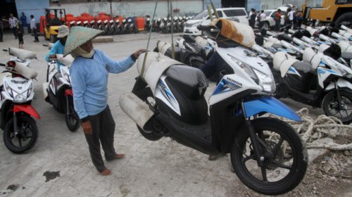 Honda, Terpopuler: Harga Honda ADV 160 RoadSync, Mobil Bekas 90-an Incaran Kolektor