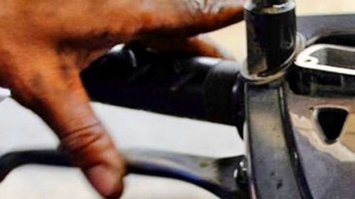 Kampas Rem Depan Motor Bunyi Saat Ngerem, Waspadai Penyebabnya!