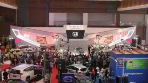 Pembeli Mobil Kredit Disebut Paling Rentan Saat Rupiah Melemah