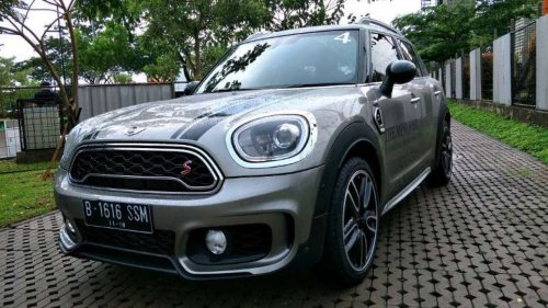 MINI, BYD, Terpopuler: Biaya Harian Mini Cooper, Peta Kekuatan Mobil Jepang-China, dan Sirkuit NEV BYD