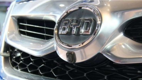 Tesla Kehilangan Gelar Raja Mobil Listrik Dunia, Ternyata Ini Penggantinya!