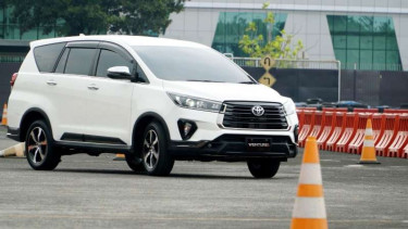 Pakai Innova Reborn Harian di Jakarta, Segini Biaya Bulanannya