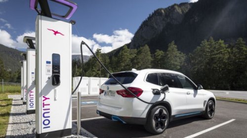 Terpopuler: Motor Irit Yamaha, Burgman 150, hingga Harga EV China