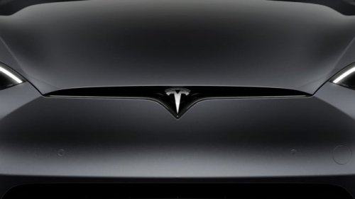 Tesla Umumkan Pembaruan Besar untuk Fitur Self-Driving, Lebih Cerdan dan Aman!