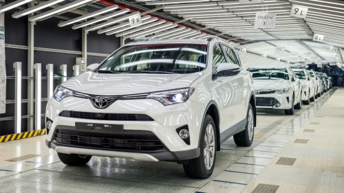 Beli Mobil Baru? Ini 7 Tips Perawatan Awal agar Mesin Tetap Awet dan Prima