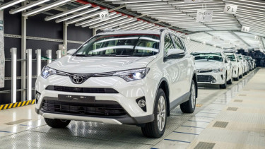 Beli Mobil Baru? Ini 7 Tips Perawatan Awal agar Mesin Tetap Awet dan Prima
