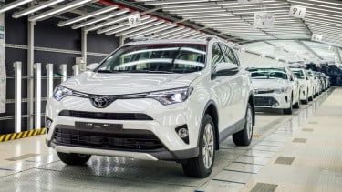 Beli Mobil Baru? Ini 7 Tips Perawatan Awal agar Mesin Tetap Awet dan Prima