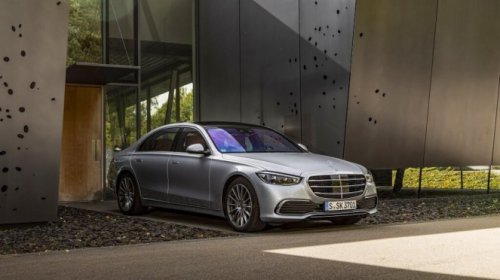 Daftar Mobil Terlibat dalam Kematian Selebritas Dunia, Nomor 3 Paling Mengejutkan