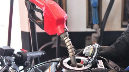 Jangan Asal Penuh, Ini Bahaya Isi Bensin Sampai Tumpah