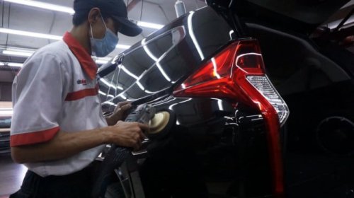 Musim Hujan Tiba! Ini Komponen Mobil yang Wajib Dicek Agar Tetap Aman di Jalan