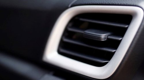AC Mobil Mulai Tidak Dingin? Jangan Panik, Cek Bagian Ini Terlebih Dahulu
