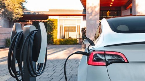 Berapa Lama Baterai Mobil Listrik Bisa Bertahan? Ini Jawabannya