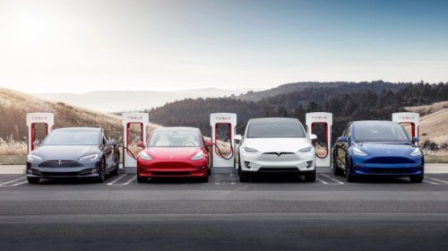 Tesla, Tesla Umumkan Pembaruan Besar untuk Fitur Self-Driving, Lebih Cerdan dan Aman!