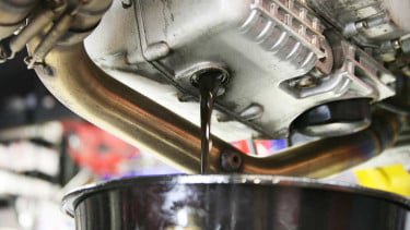 Bikin Motor Nyaman Enggak Sekadar Ganti Oli Saja