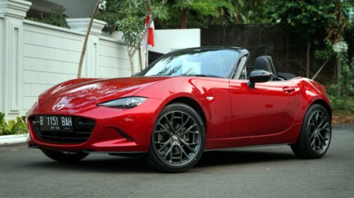 Deretan Mobil Murah dengan Lampu Pop-Up yang Bikin Nostalgia Era 80-90an!