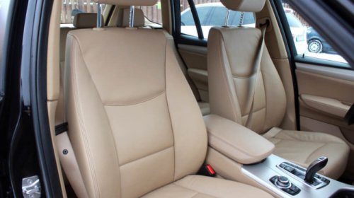 Cara Murah Bikin Mobil Klasik Terasa Seperti Baru: Ada Aksesoris Modern yang Wajib Kamu Punya