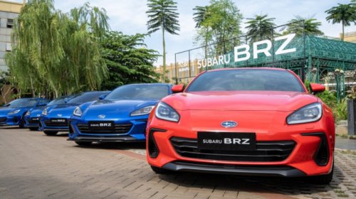Terpopuler: Sedan Rp600 Jutaan, Harga EV China Naik, dan Mobil Sport Bekas Murah
