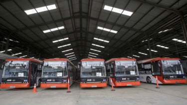 Jangan Lupa, Masa Depan EV Indonesia Bukan Cuma Mobil, tapi Motor dan Bus Listrik