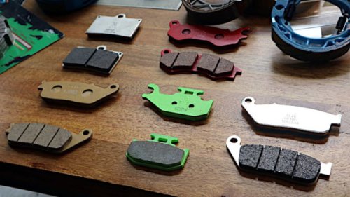 Kampas Rem Depan Motor Bunyi Saat Ngerem, Waspadai Penyebabnya!