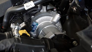 Untung Rugi Pakai Mobil Bermesin Turbo, Tenaga Besar tapi Perawatan Lebih Rumit