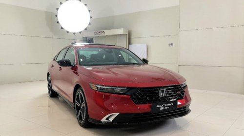 Deretan Mobil Terbaik untuk Lansia 2026: Nyaman, Aman, dan Mudah Dikendarai