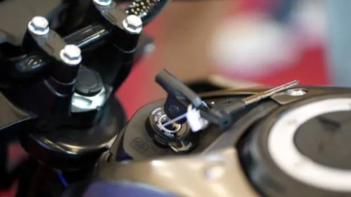 Motor Mogok di Jalan? Begini Cara Tepat Mengatasinya Tanpa Panik