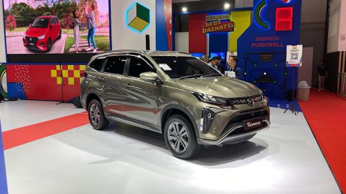 Daihatsu | Daihatsu Terios | Selisih Rp30 Jutaan, Piliha Daihatsu Terios atau Rocky?