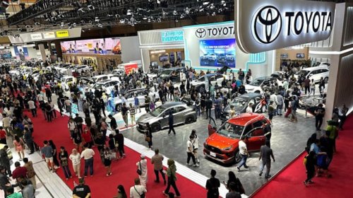 Toyota, Di Tengah Gempuran Mobil Listrik Toyota Masih Menjadi yang Terlaris di Indonesia