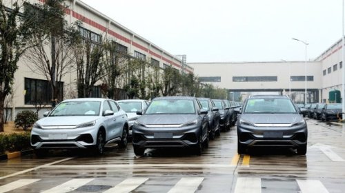 BYD, Pakai Fitur Ini, Mobil BYD yang Rusak saat Parkir Enggak Bikin Boncos