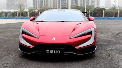 Mobil Listrik BYD yang Bisa Melompat-lompat Hadir di GIIAS 2025